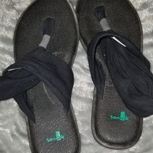Sanuk Yoga Slings